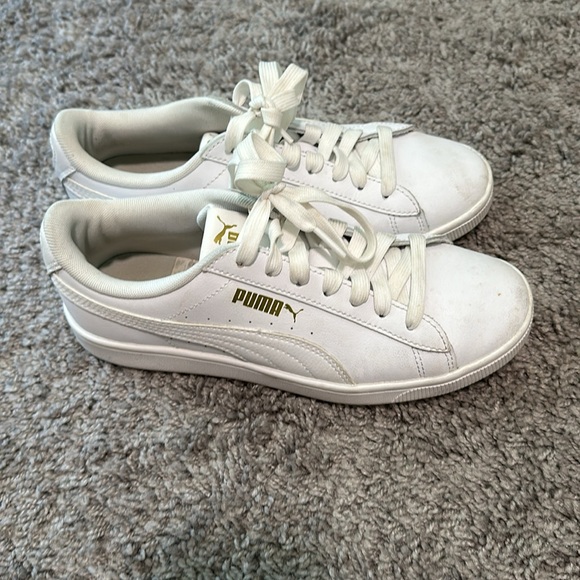 Puma Softfoam White Sneakers Size 6.5 - Picture 2 of 5